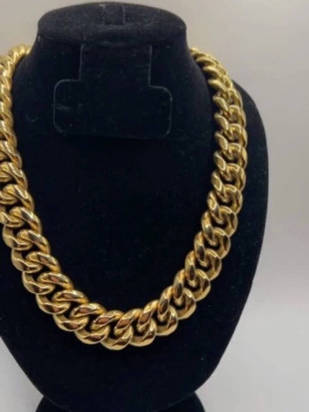 Miami Cuban Chain 18mm 22 Inch Real Gold Stainless Steel Plated Mens Durable